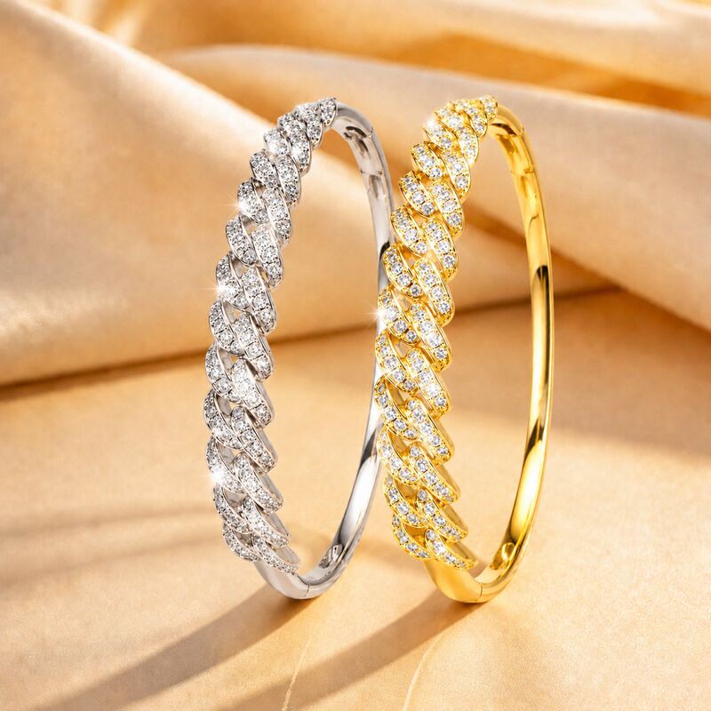 French-Style Twisted Rope Bracelet with Full Zircon Stones, Three-Dimensional Winding Design, Niche Design, Versatile for Summer, Gift for Best Friend, High-End Bracelet French-Style Twisted Rope Bracelet with Full Zircon Stones, Three-Dimensional Winding Design, Niche Design, Versatile for Summer, Gift for Best Friend, High-End Bracelet