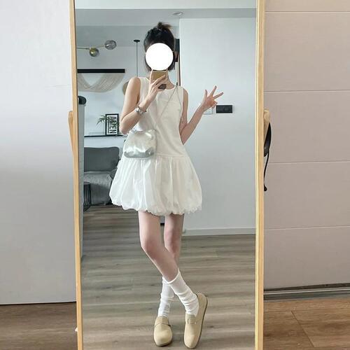 Váy li n thân white sleeveless vest dress women's loose flower bud short skirt