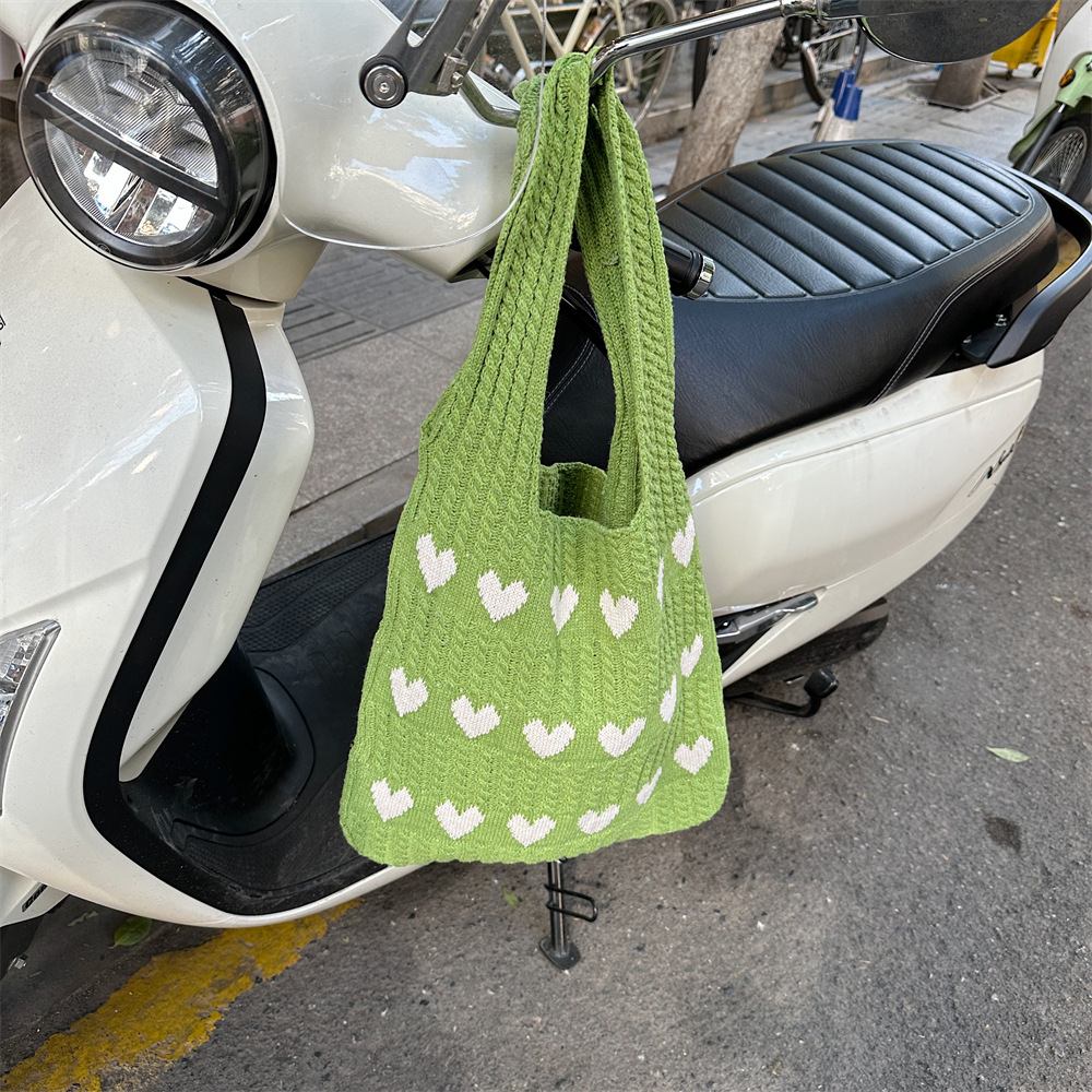 310161 Knitted heart-shaped Wool Bag for Women 2023 Autumn/Winter new single-shoulder handbag, portable tote bag for shopping undefined