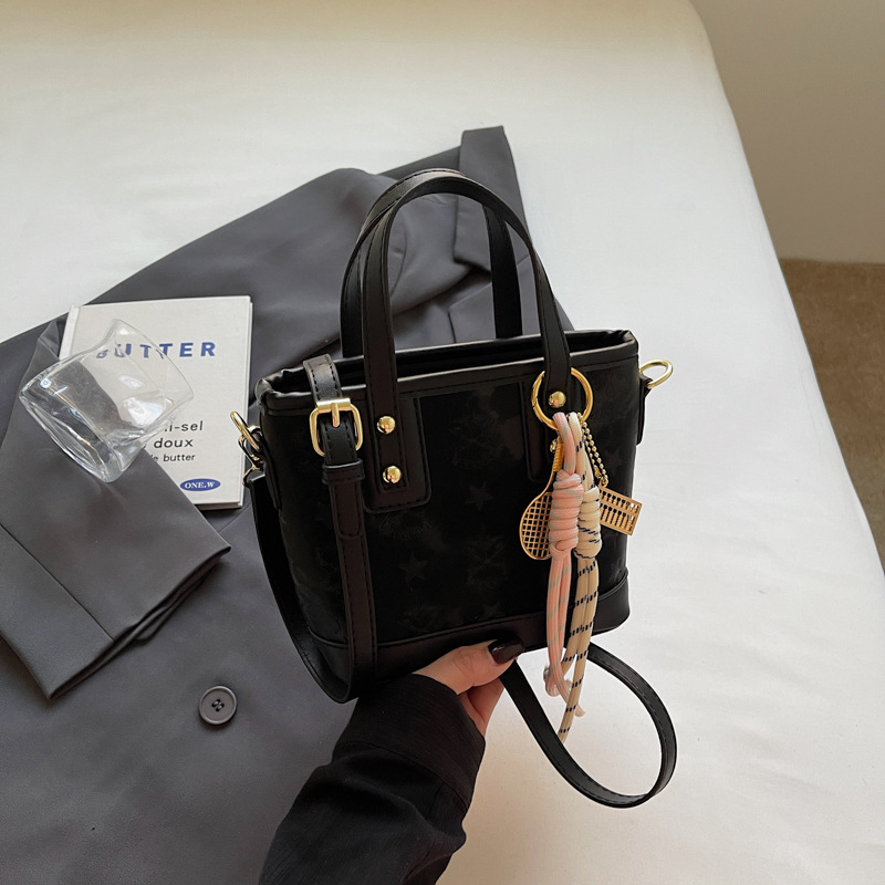 Bolso de mano/bucket bag de moda coreana 2025 para mujer, diseño con relieve, textura de alta gama, versátil, también cruzado