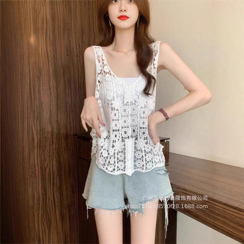Lazy Style Sleeveless Knitted Vest Summer New Women's Hollow Out Blouse Design Sense Niche Top Lazy Style Sleeveless Knitted Vest Summer New Women's Hollow Out Blouse Design Sense Niche Top