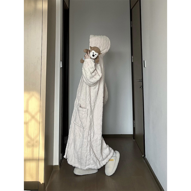 Coreano de alta calidad Jacquard con capuchón de coral pijama de lana para mujeres con invierno nuevo tipo de pijama de peluche pijama casero