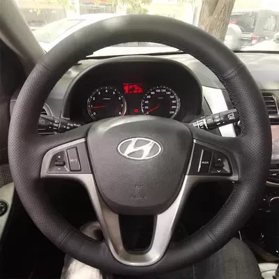 Steering wheel cover wheel cover leather Ruiyi - 10-16-ruina-black-leather-and-black-thread-real-super-fiber-default-items