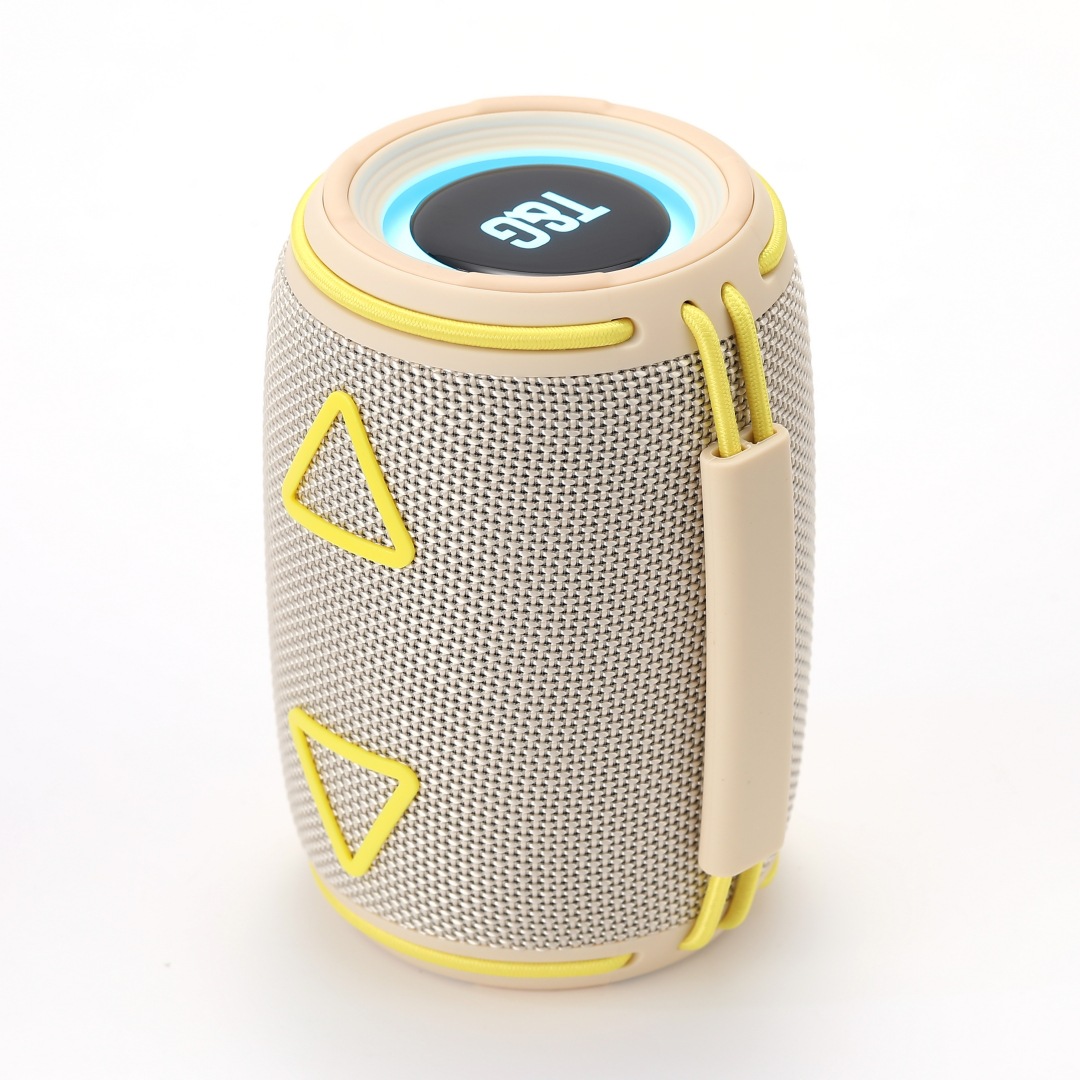 Transfronterizo nuevo TG657mini altavoces Bluetooth de escritorio subwoofer portátil tarjeta de enchufe TWS amplificador todo en uno audio