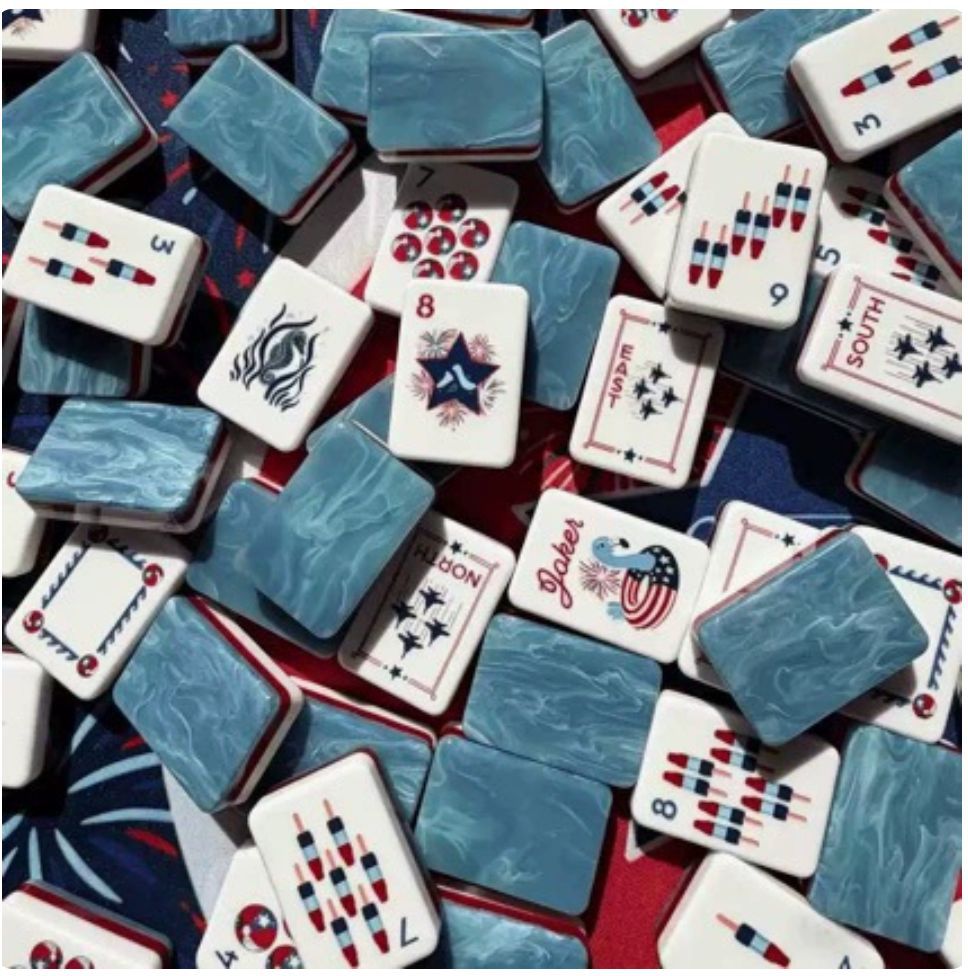 (In-stock direct delivery) Supply of foreign trade mahjong, American commemorative fireworks, blue water ripple acrylic American mahjong