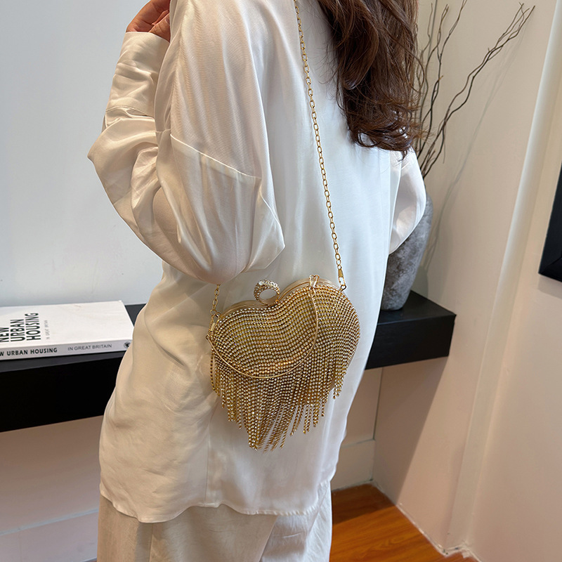 Bolso de mujer transfronterizo de corazón de melocotón con diamantes bordados bolso de amor bolso de mano bolso de cena bolso de cadena bolso de cinturón un cabello