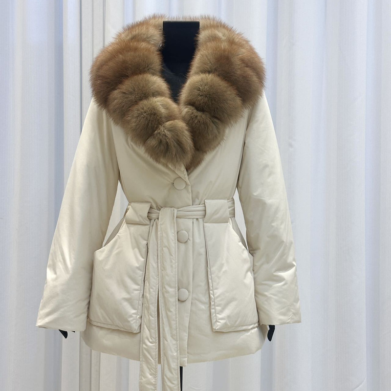 Cross-border 2026 Autumn/Winter New Style Women's Short Down Jacket with Large Fox Fur Collar, Waist-Cinching, Slimming, Trendy Coat Cross-border 2026 Autumn/Winter New Style Women's Short Down Jacket with Large Fox Fur Collar, Waist-Cinching, Slimming, Trendy Coat