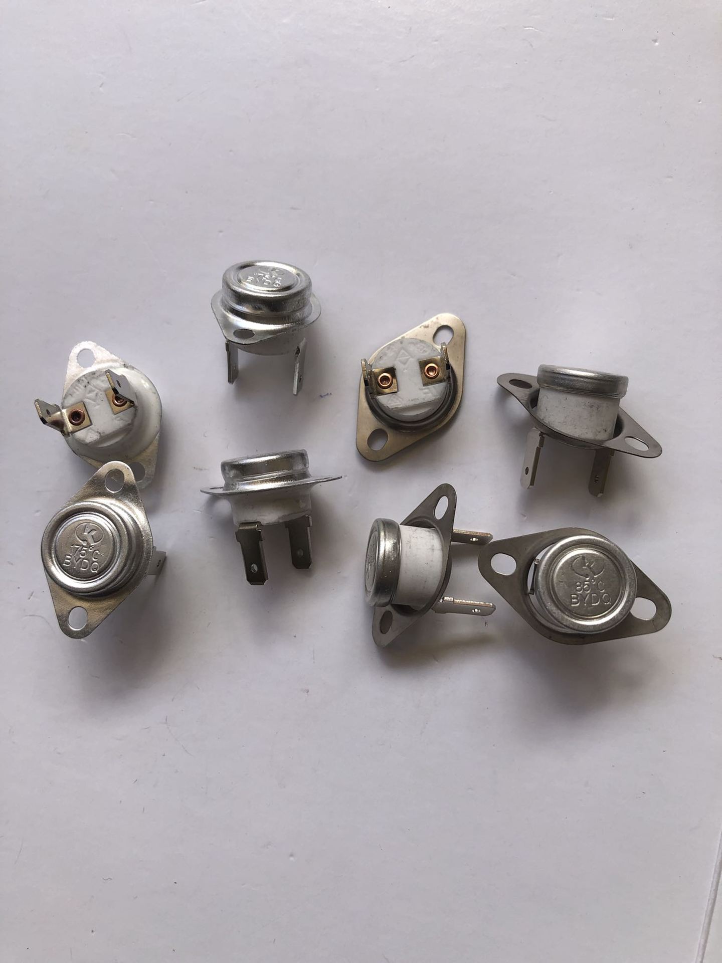 BYDQ 陶瓷跳热温控器开关 ，85度 175度过热保护 现货请直拍