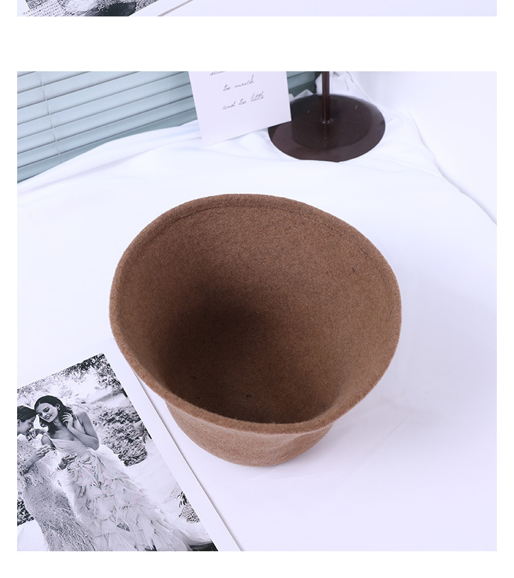 Foreign Trade Cross-border New Arrival Wool Warm Ear Protection Soft Bucket Hat Simple And Elegant Temperament Solid Color New Bucket Hat display picture 3