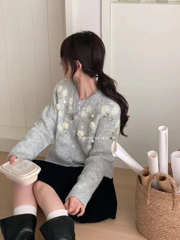 韩系温柔风立体花朵毛衣开衫女秋冬季气质高级感圆领宽松针织外套|undefined