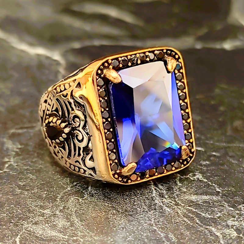 Cross-border Wish Hot Selling Retro Pattern Blue Zircon Ring Jewelry Men's Fashion Ring Engagement Wedding Ring