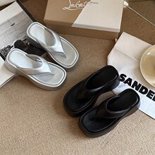 ��ۺ�װٴ����e��ЬŮ2026�ļ��¿�s�r�ЈA�^һ�_��������Ь