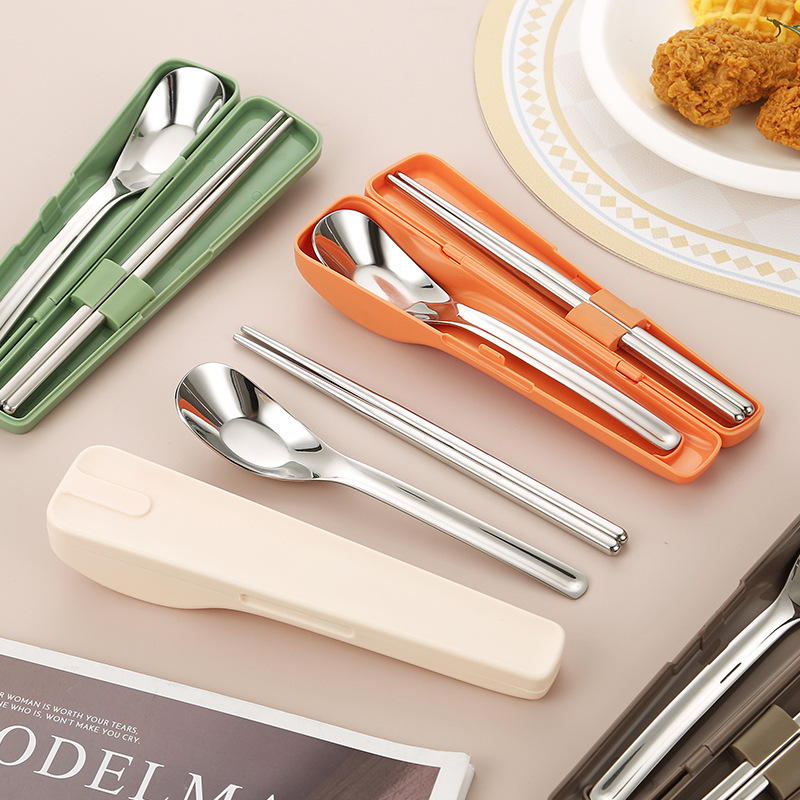 Yuanbao 휴대용 식기 세트 304 스테인레스 스틸 숟가락과 젓가락 2종 세트 학생용 숟가락과 젓가락 식기 보관함