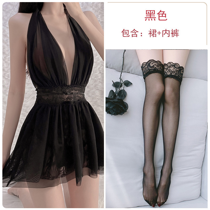 검은색 잠옷 + 팬티 + 검은색 스타킹