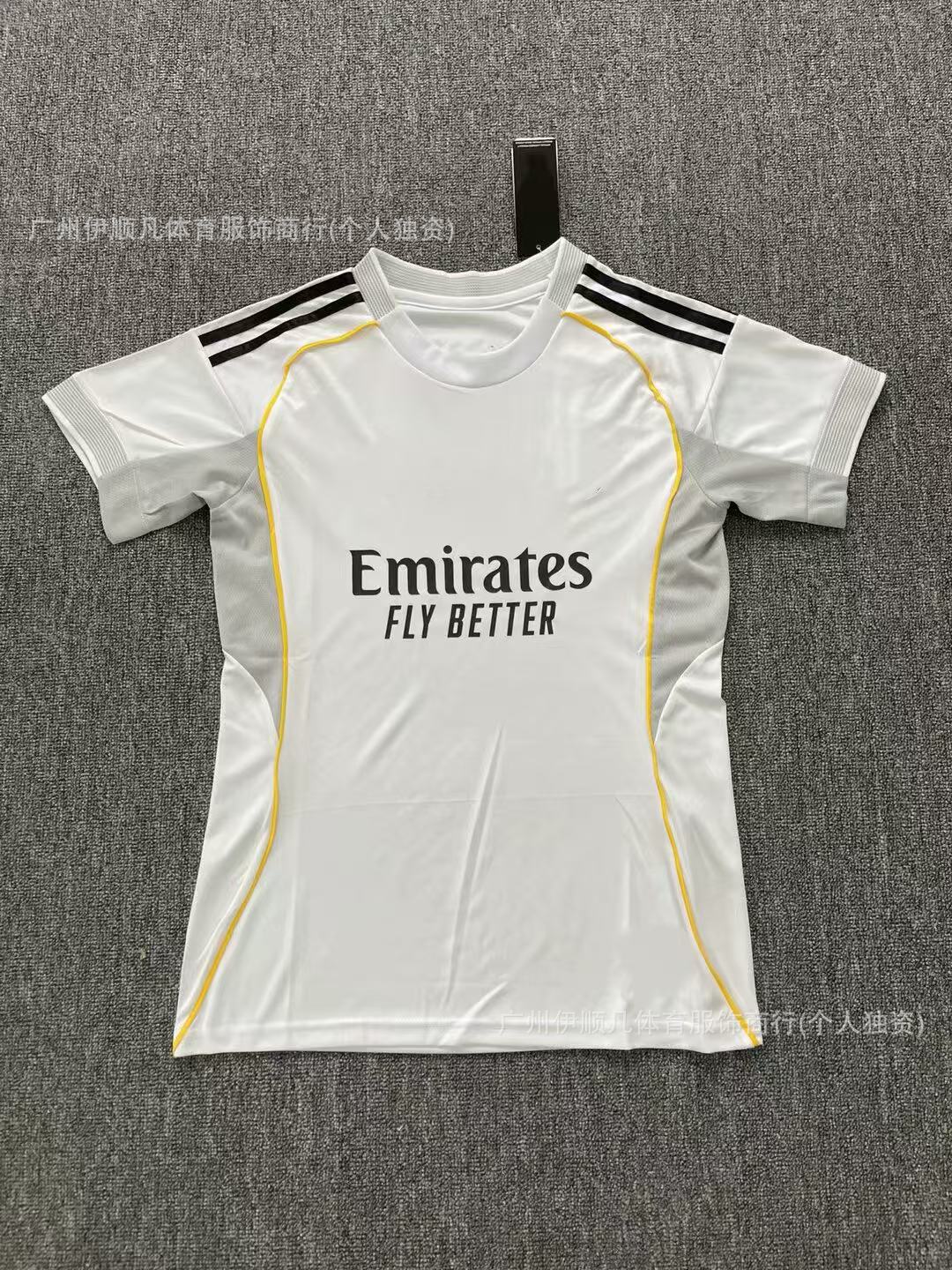 25-26 레알 마드리드 홈코트