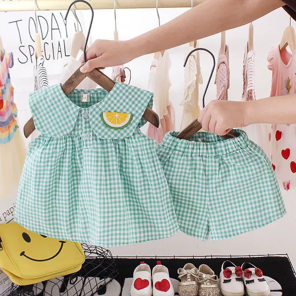 Doll, green set, doll collar