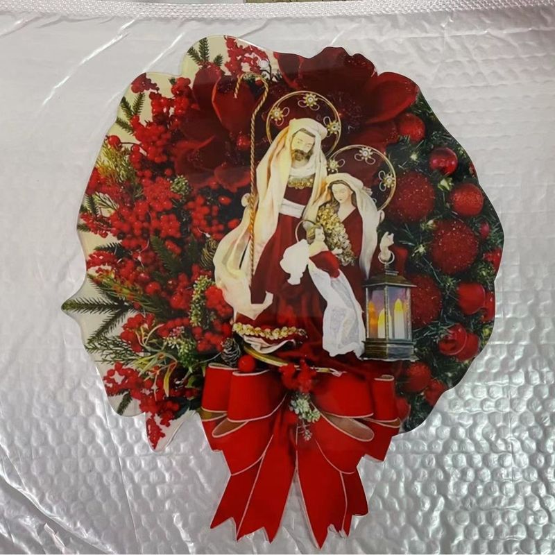 クロスボーダーの花輪クリスマスの門飾りの楠はクリスマスのシーンを飾ってベリーの花輪の松の実を飾ります。|undefined