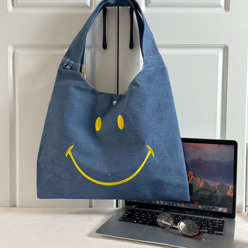 Versión coreana del popular bolso de hombro para niños y niñas, lindo y lindo bolso de mensajero para niños sonriente, estilo occidental, bolso para niños de gran capacidad