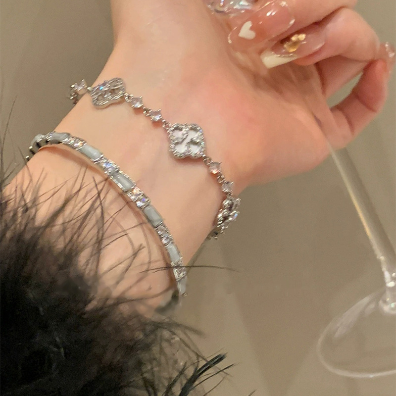 Pulsera de circón de flor de concha pulsera de atmósfera exquisita súper brillante