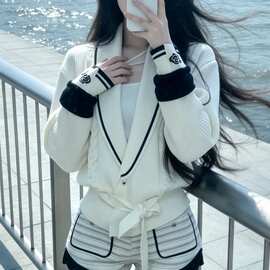 小香风黑白拼色毛衣开衫女秋冬新款绑带领绣花针织上衣外套