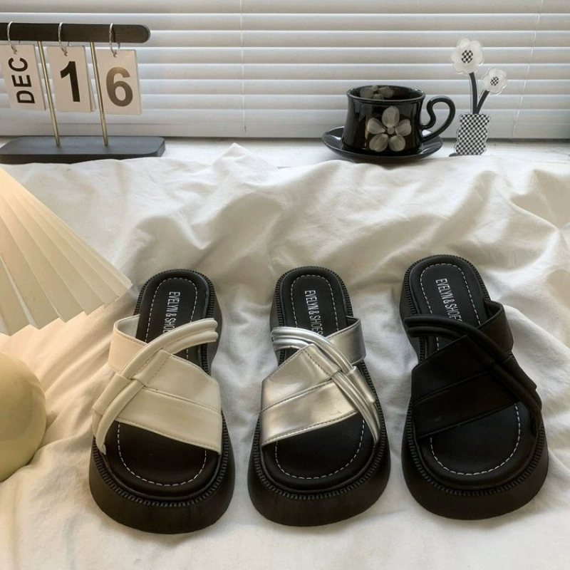 Женские сандалии на толстой подошве 2025, новая летняя обувь для улицы, изысканные высококачественные модные сандалии с юбкой, однорядные.