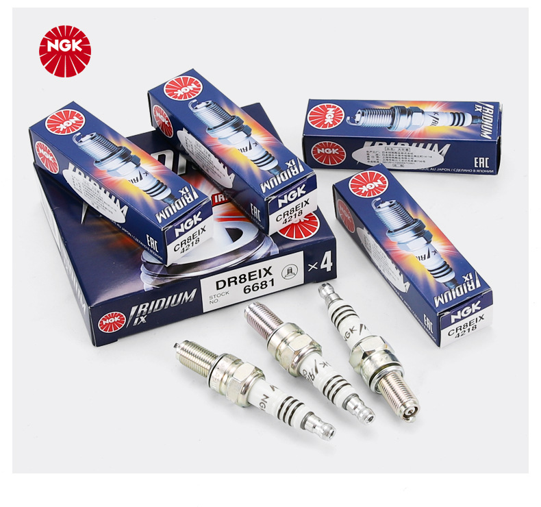 Genuine Ngk Original Spark Plug Cr8E Qianjiang Motorcycle Race 150/250 Flash 150 Pursuit 150 Modified Iridium