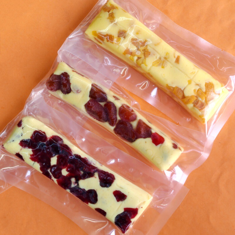 Xilin Chunze fruit milk pieces mango cranberry strawberry independent strip Inner Mongolia specialty leisure cheese snacks