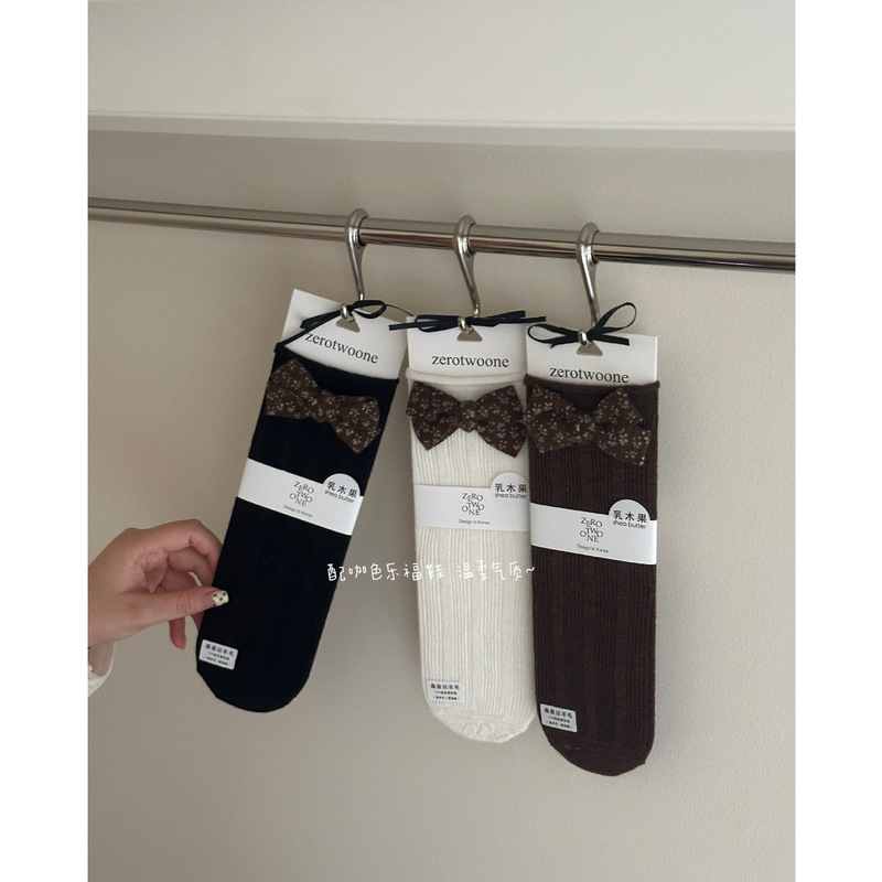 Zerotwoone Wool Pile Socks Women's Autumn and Winter Warm Double-Needle Japanese Style Girl Floral Bow Mid-Calf Socks Zerotwoone Wool Pile Socks Women's Autumn and Winter Warm Double-Needle Japanese Style Girl Floral Bow Mid-Calf Socks