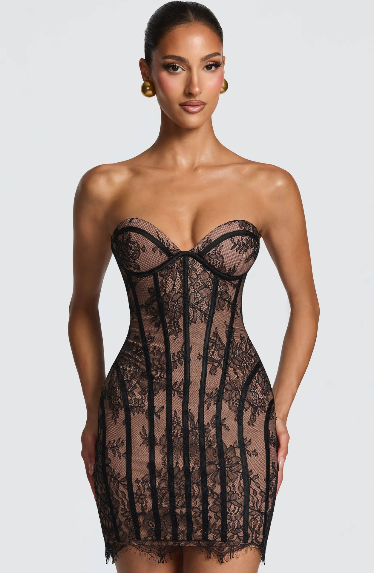 2026 primavera y verano nuevo encaje estriado pecho cintura alta ajustado vestido de cadera para mujeres