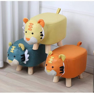 Factory direct selling online popular cartoon stool children's animal stool home creative shoe stool children's small stool lazy stool batch
