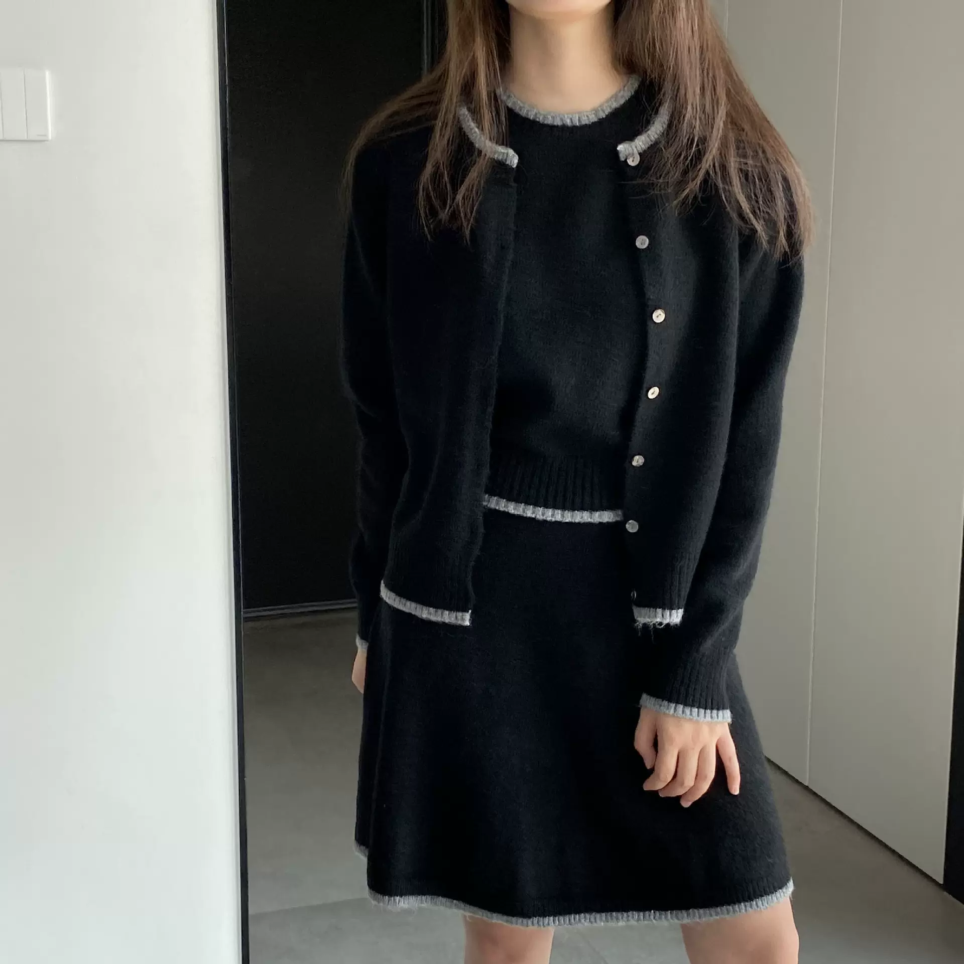 清miu系穿搭撞边开衫半裙三件套 绒感舒适秋冬季套装G9