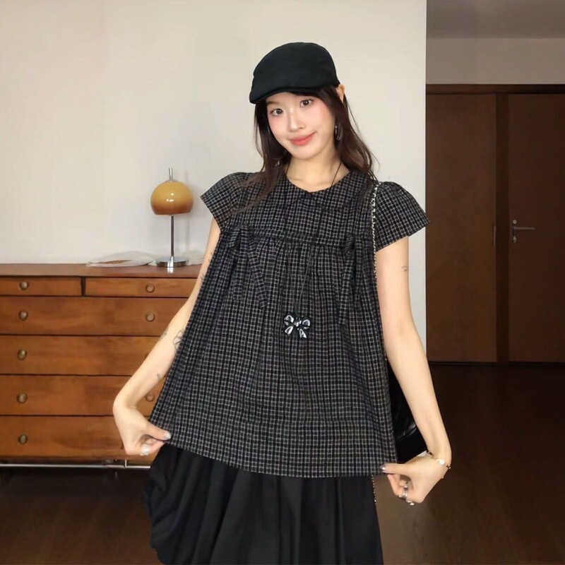 French Retro Contrast Color Plaid Doll Collar Shirt for Women 2026 New Summer Style Lace-Up Bow Slimming Top