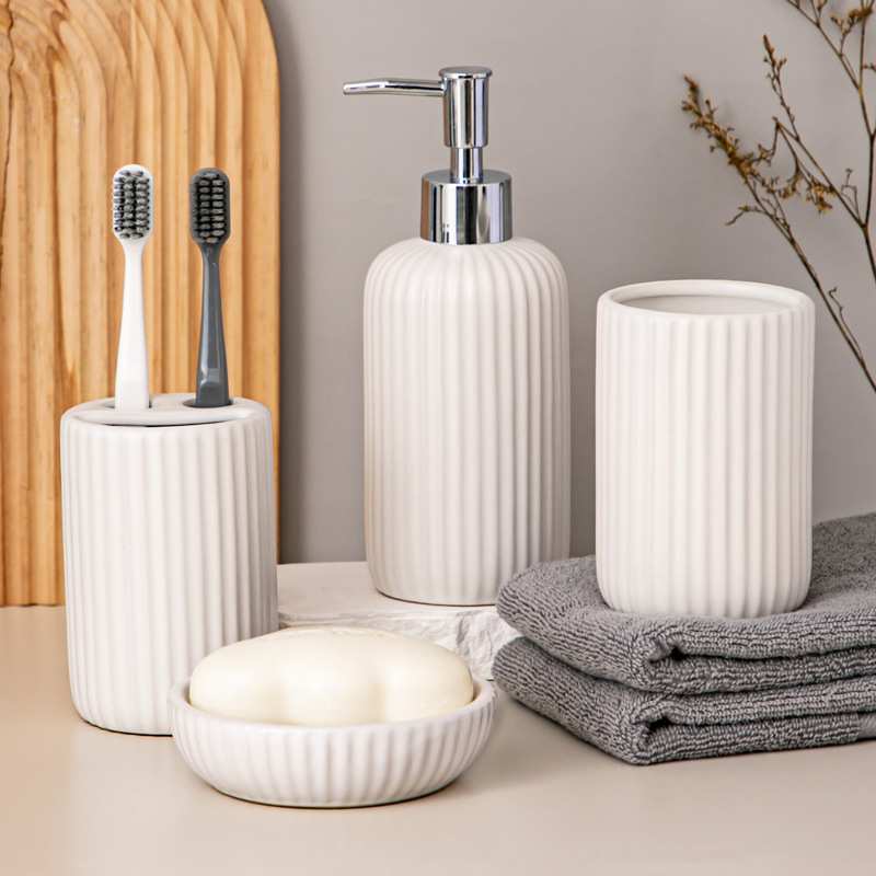 Meilin lujoso cerámica baños de lavado conjunto de artículos de baño taza de enjuague de baño taza de cepillo de dientes set creativo
