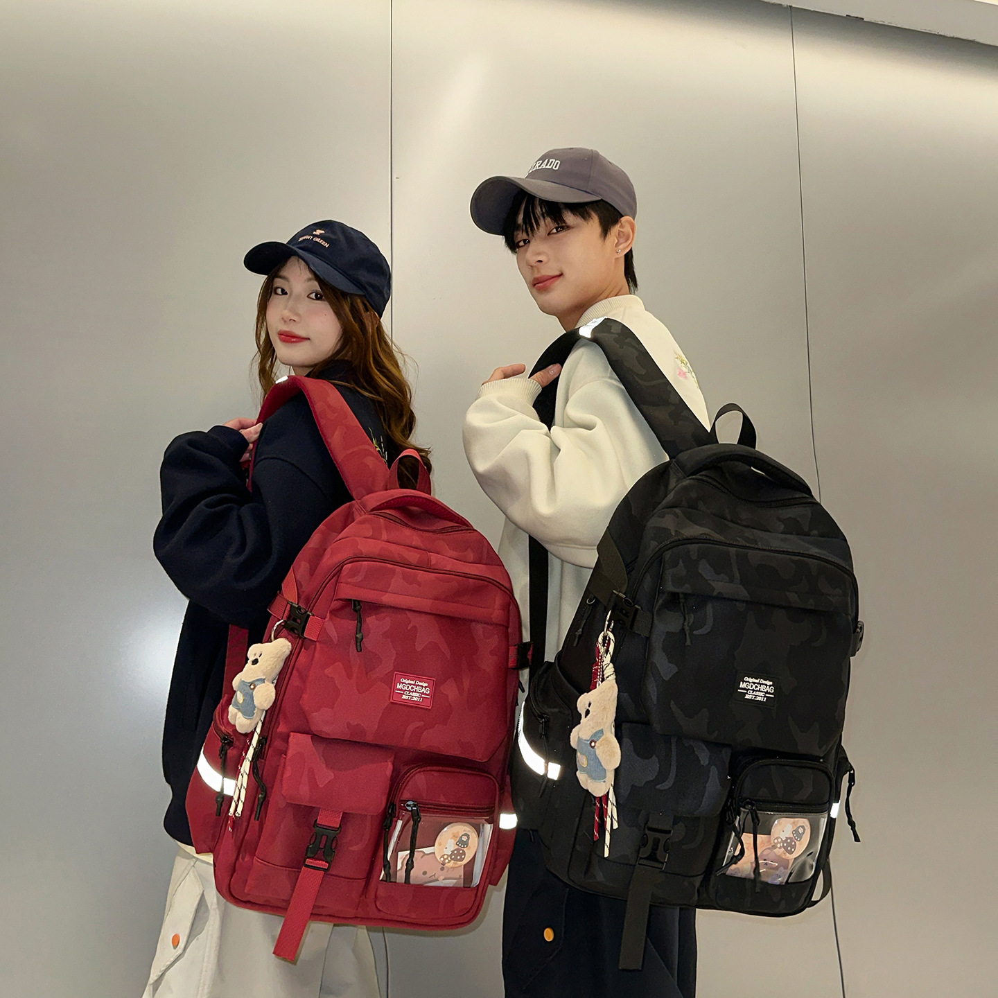 2026 New Couple Backpacks for Middle School, High School, and College Students, School Bags, Outdoor Travel Air-Cushioned Spine-Protecting Backpacks