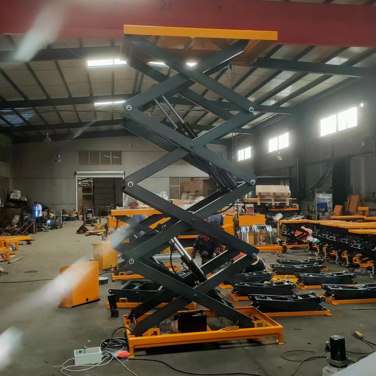 固定式电动升降平台液压剪叉式升降机货物提升器工业升降货梯