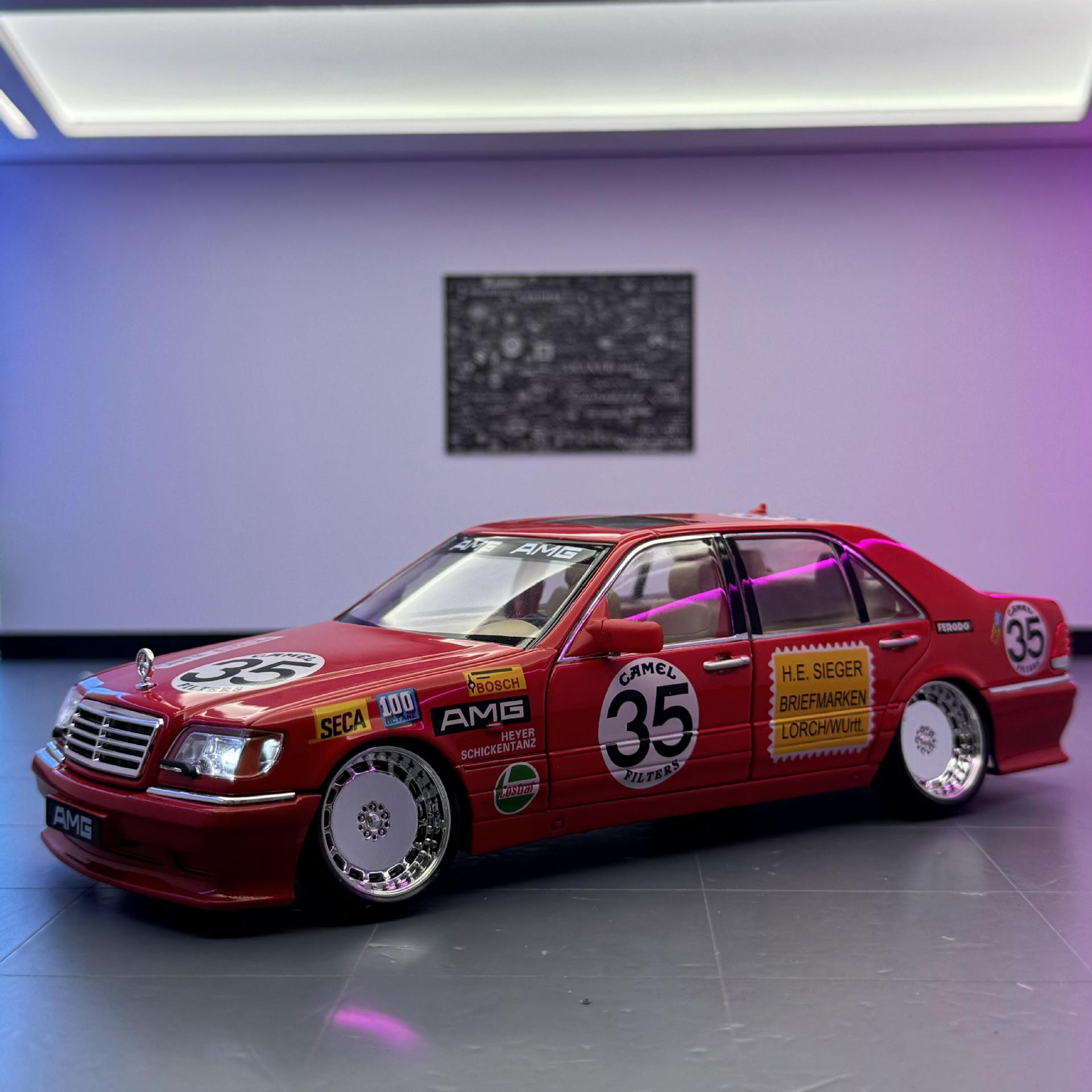 Modelo de coche de aleación Weili 1:24 coche clásico cabeza de tigre Ben versión modificada con sonido y luz modelo de sonido de coche de juguete deslizante