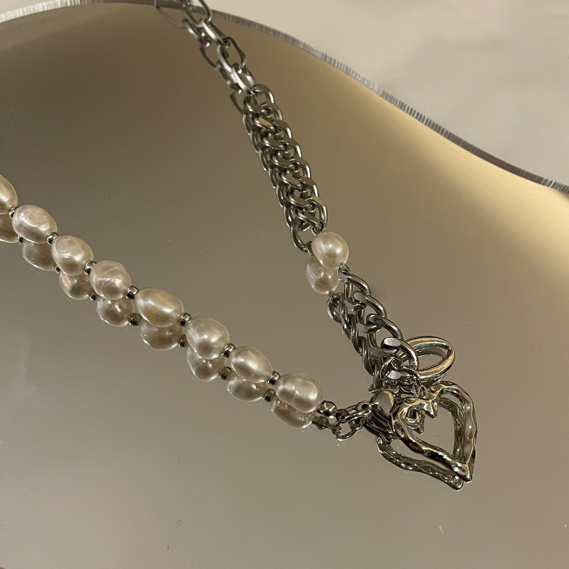 Collar De Perlas Con Colgante De Amor Barroco display picture 7