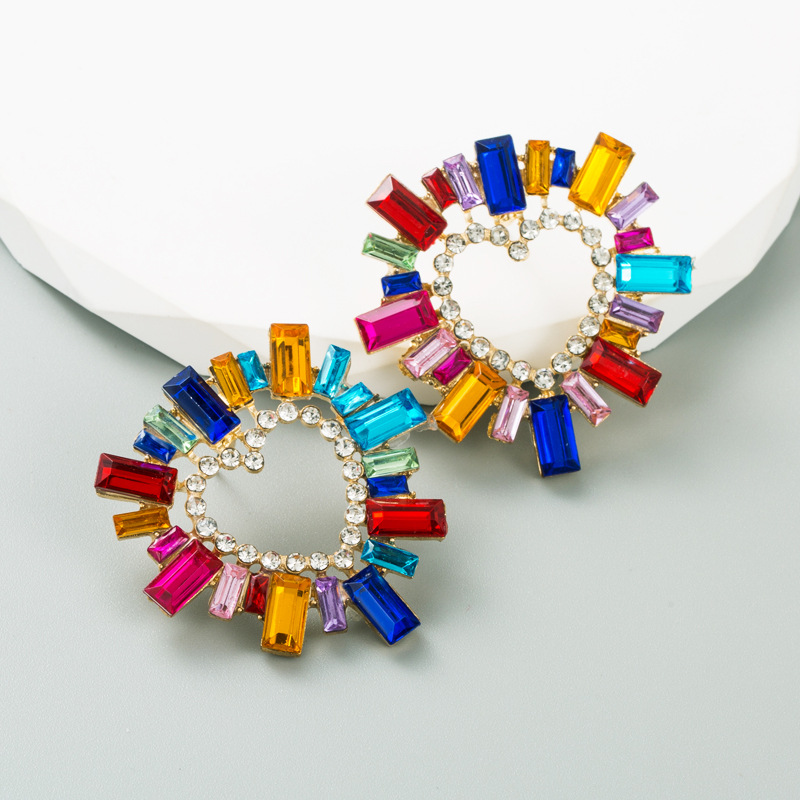 20g Weight Electroplating Gold Plating Process Alloy Ear Needle Material Rhinestones Inlay Material Earrings Classification 1 Pair Quantity Holiday Occasion Alloy Material Geometric Pattern Women'S Gender Fashion Style Fashion Geometric Alloy Rhinestones Women's Earrings 1 Pair 9