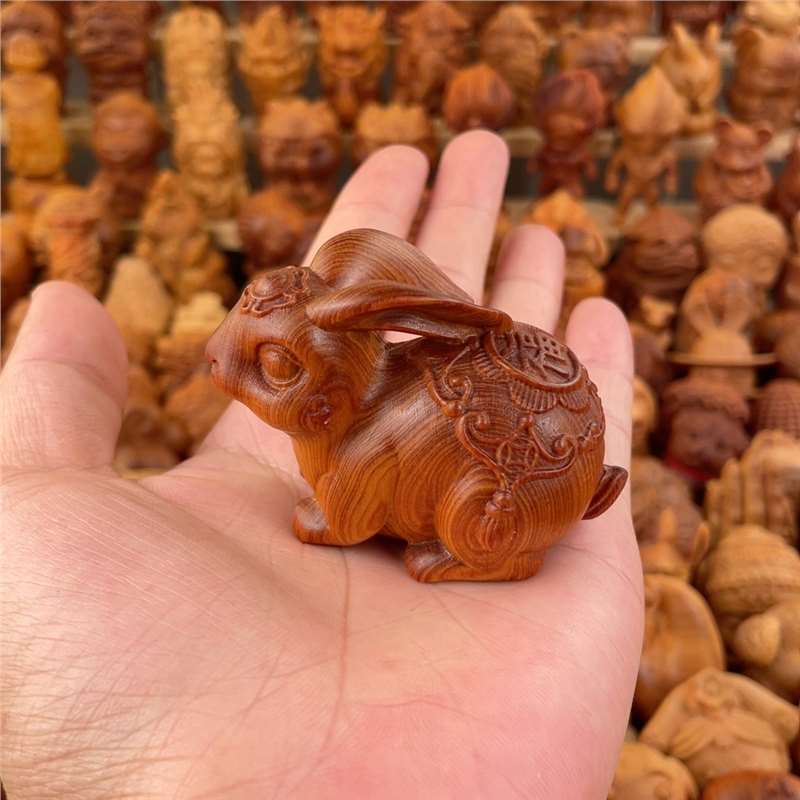 天然シダーウッド彫刻高油古材幸運ウサギハンドピース干支ウサギの装飾品工芸品ホームデスクトップ装飾|undefined