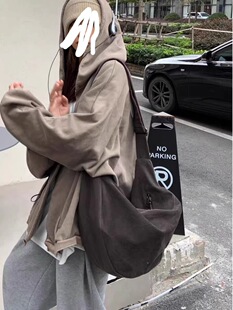 Retro demi-season shoulder bag, universal one-shoulder bag for men and women, capacious shopping bag