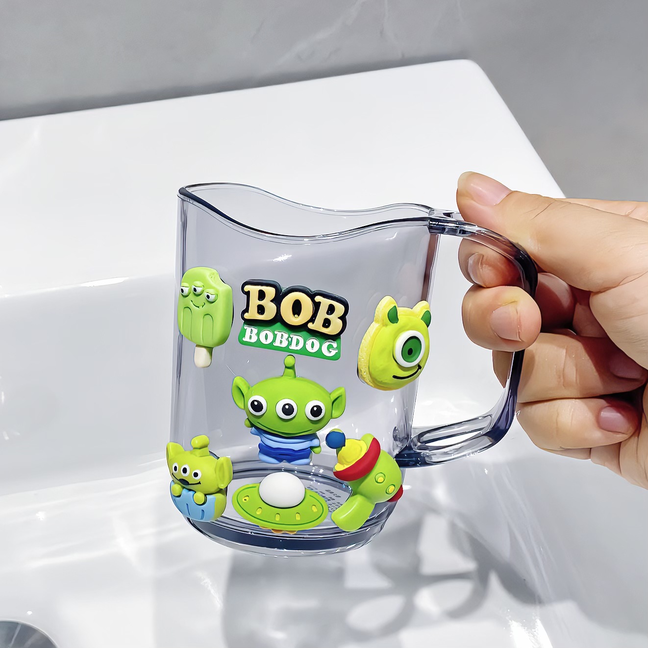 Little Three-eyed Beast (Give a toothbrush)