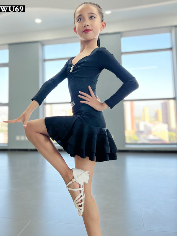 高級子供のラテンダンスの練習服の女の子の新型のダンス服のスーツの専門の子供のラテンダンスの長袖|undefined