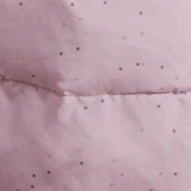 Длинный белый пуховик с высоким воротником для женщин, новая зимняя модель, с поясом, вышитое пальто в нежно-розовых тонах.