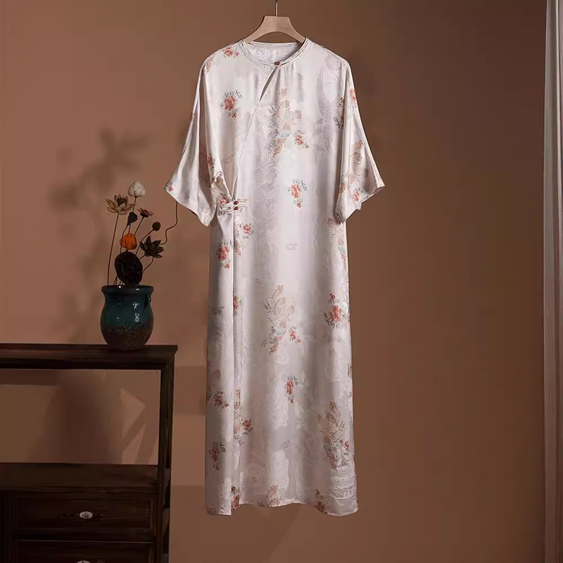 [Four Seasons Green] Silk Jacquard New Chinese Dress 2025 Mulberry Silk Chinese Style Improved Cheongsam Long Skirt