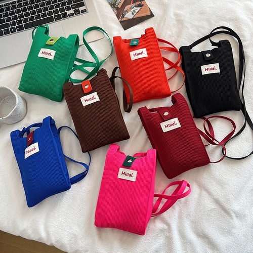 Spring and Summer Dopamine Mini Phone Bag for Women, Fashionable New Ins Simple Shoulder and Crossbody Bag, Solid Color Coin Purse