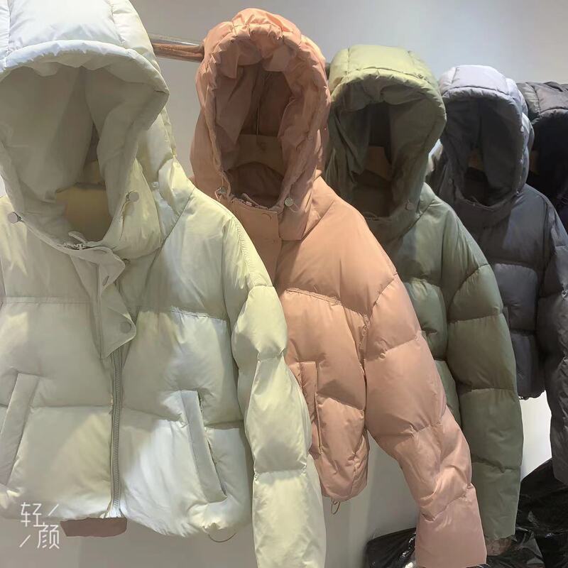 2025 Winter Puff Bread Suit New Explosions Short Down Jacket Female Designer Fashion High-end Sense Jacket 2025 Winter Puff Bread Suit New Explosions Short Down Jacket Female Designer Fashion High-end Sense Jacket