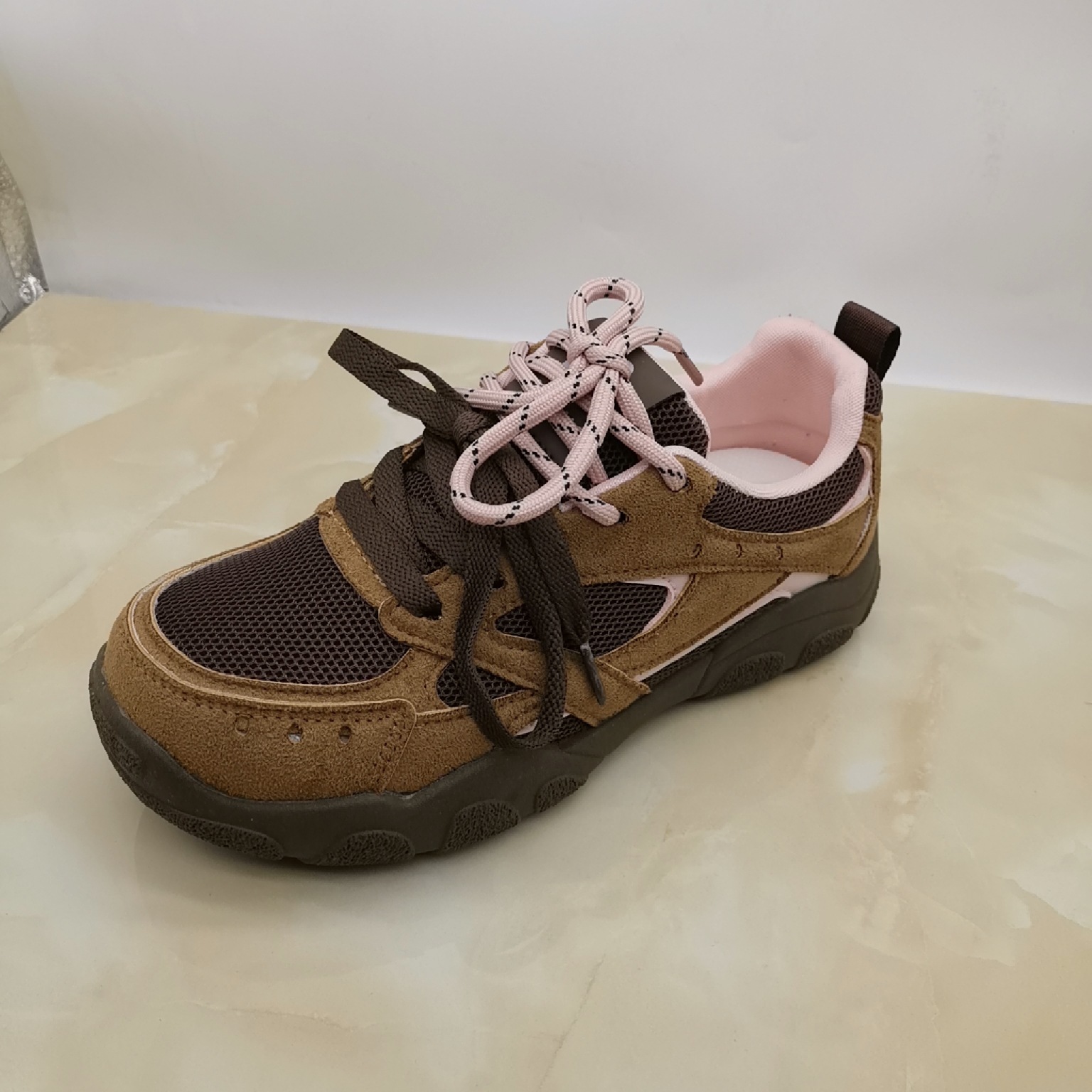 36-40 Tamaño de malla ultra ligera zapatos de skate de entrenamiento de primavera y otoño nuevo chic nicho coreano universal casual fondo grueso