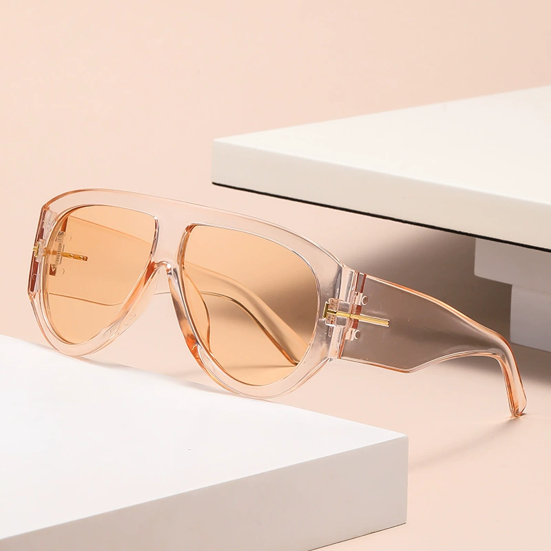 Sunglasses European style, capacious frame, solar-powered lenses