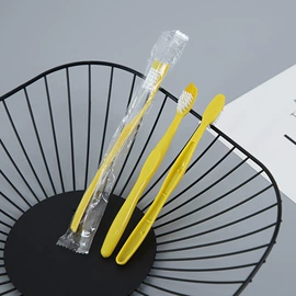 一次性牙刷;一次性梳子;牙刷