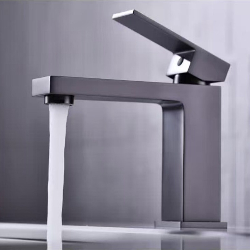 Bathroom Toilet Hot and Cold Water Basin Faucet Washbasin Washbasin Extended and Heightened Commercial Under-Counter Basin Faucet
